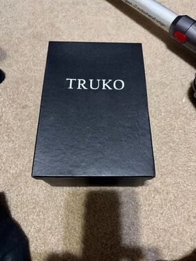 TRUKO Black leather gourd